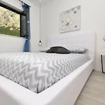 Nina 1 别墅 马卡尔斯卡