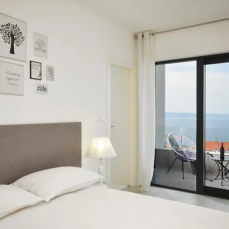 Nina 1 Вилла Макарска